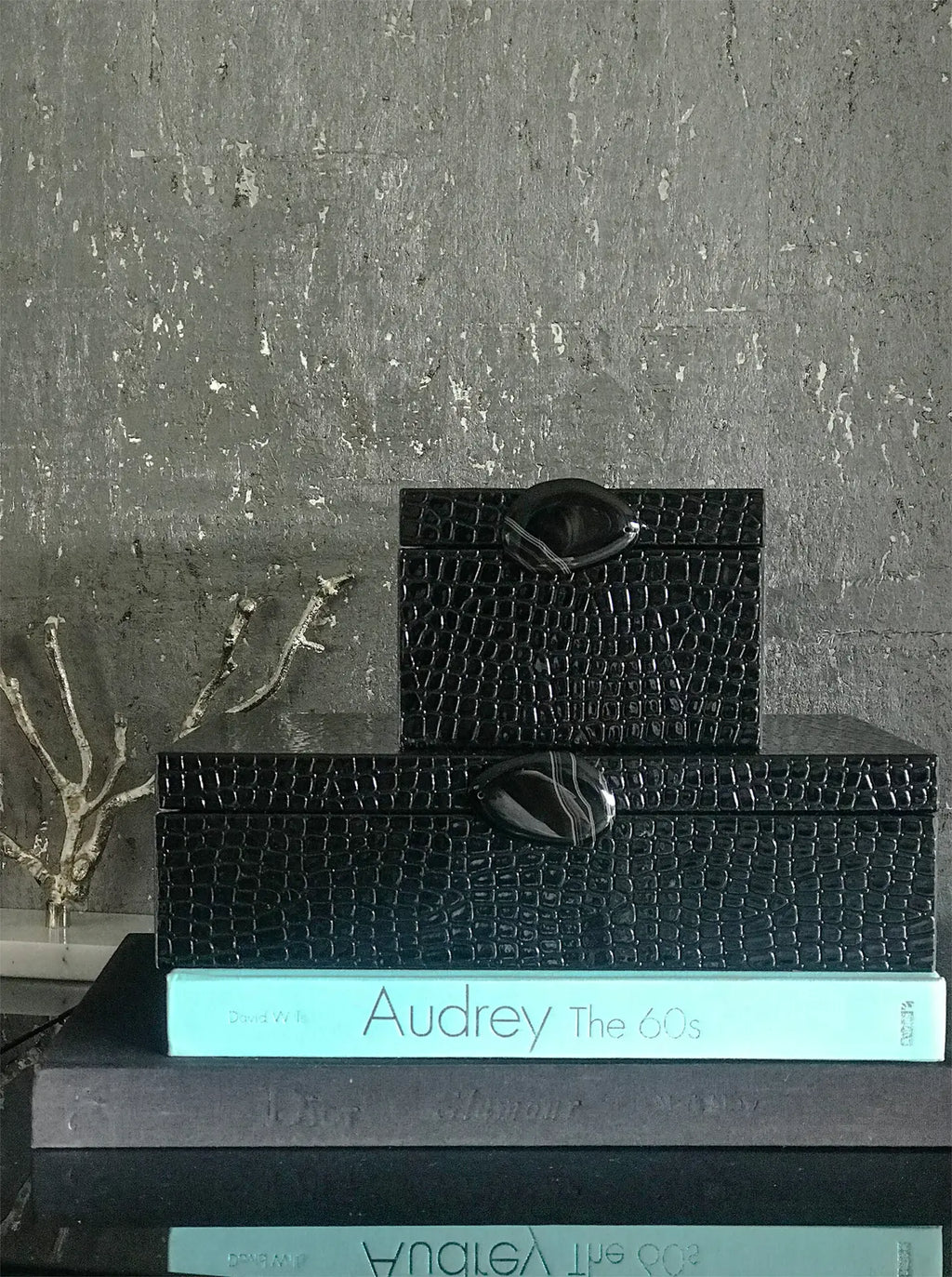 Küçük Boy Siyah Timsah Desenli Suni Deri Kutu – El Yapımı Dekoratif Tasarım